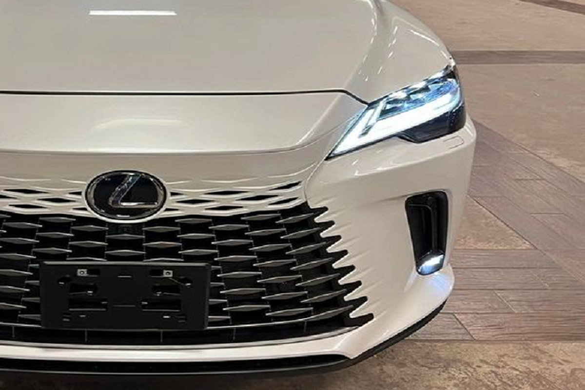 Lexus RX 2023 đã về Việt Nam, giá dự kiến từ 3,43 tỷ đồng - Hình 4 Lexus RX 2023 da ve Viet Nam, gia du kien tu 3,43 ty dong-Hinh-4