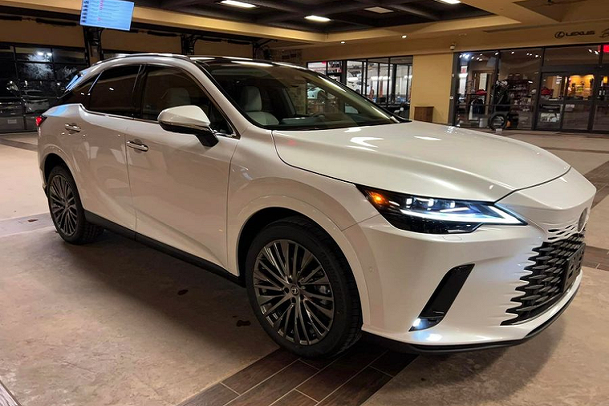 Lexus RX 2023 đã về Việt Nam, giá dự kiến từ 3,43 tỷ đồng Lexus RX 2023 da ve Viet Nam, gia du kien tu 3,43 ty dong