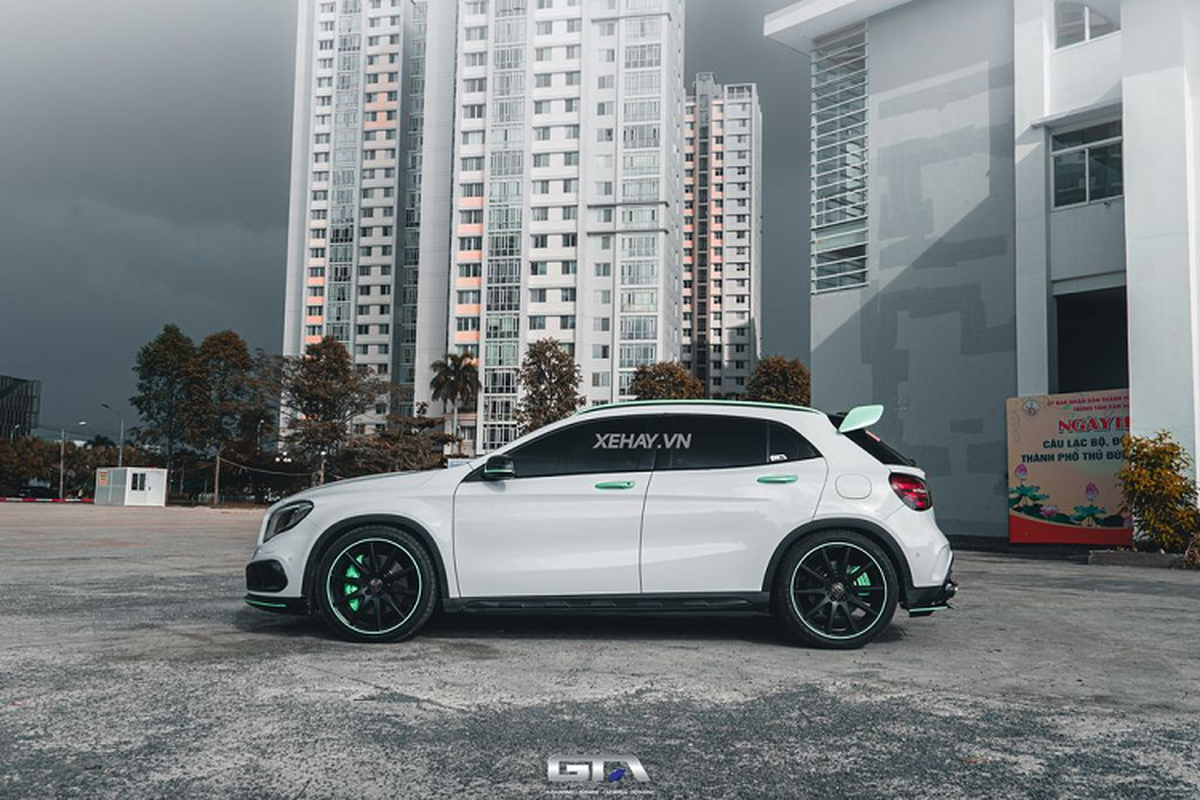 Mercedes-AMG GLA 45 money made by Brabus 700 of Sai Gon-Hinh-3