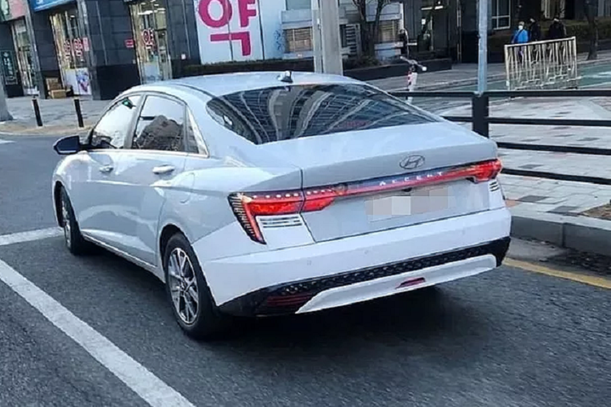 Hyundai Accent 2024 revealed on the street, will continue to be the