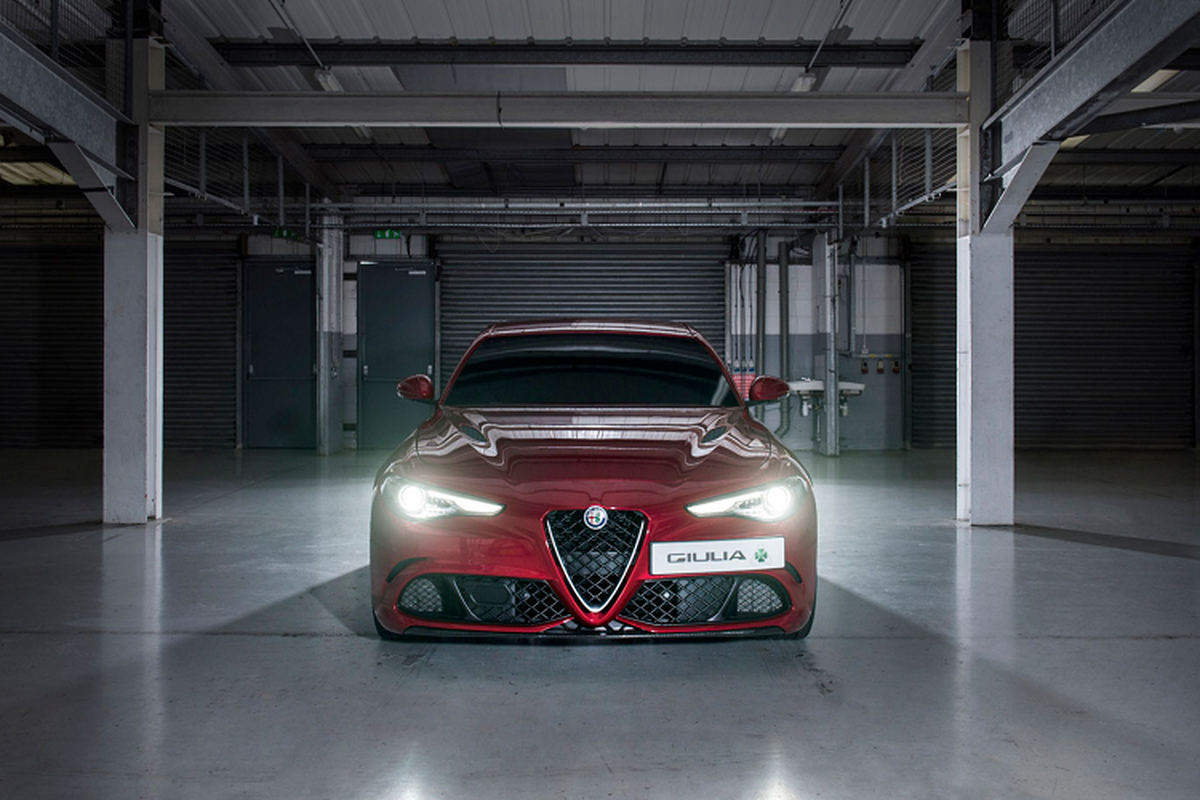 Alfa Romeo Giulia Quadrifoglio - a super car with 1000 ma luc released until 2025-Hinh-9