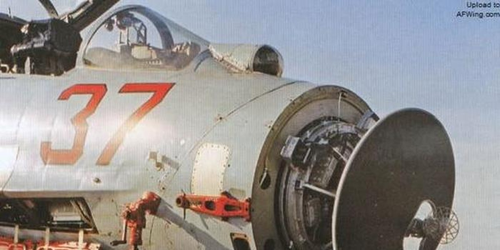 Vu tai nan dat do khien Nga phai boi thuong hai chiec Su-27PU-Hinh-10