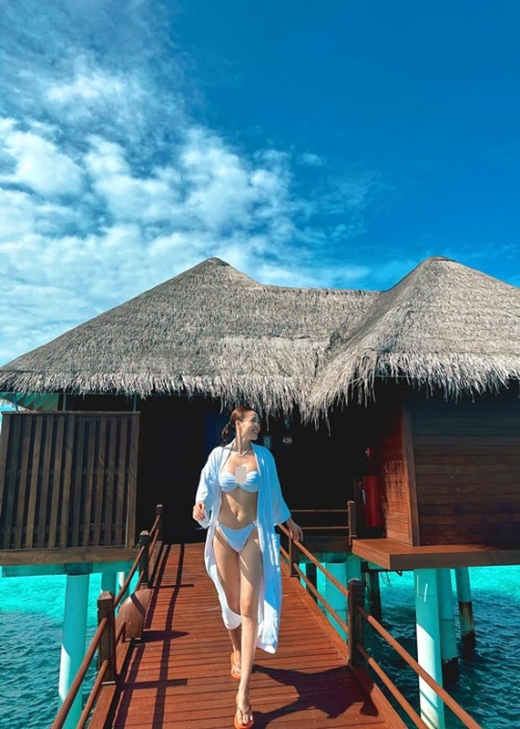Ninh Duong Lan Ngoc lien tuc tung anh bikini khi du lich Maldives-Hinh-7
