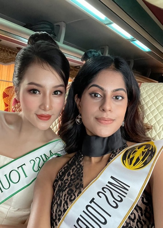 Nhan sac goi cam cua Huong Ly thi Miss Tourism World 2022-Hinh-11