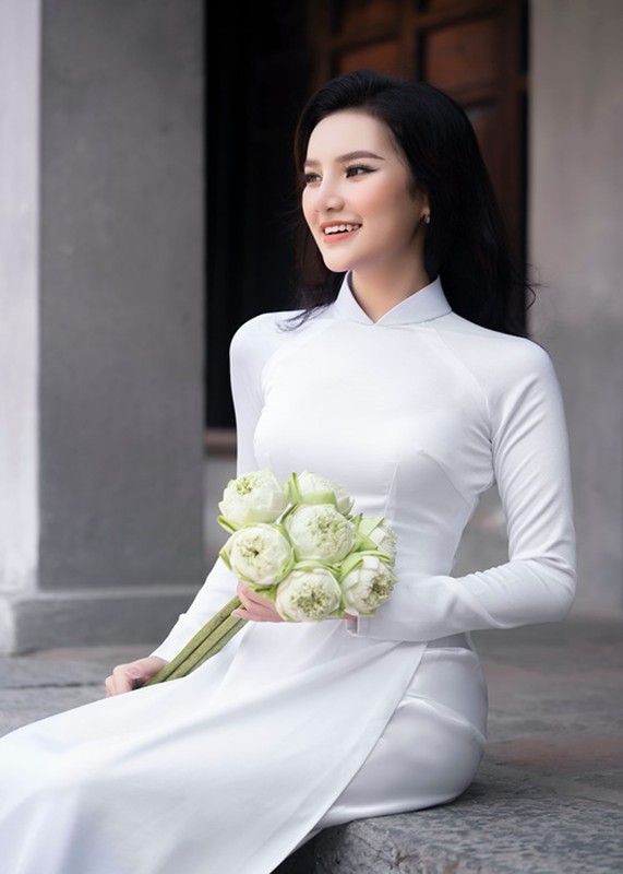 Nhan sac goi cam cua Huong Ly thi Miss Tourism World 2022-Hinh-8
