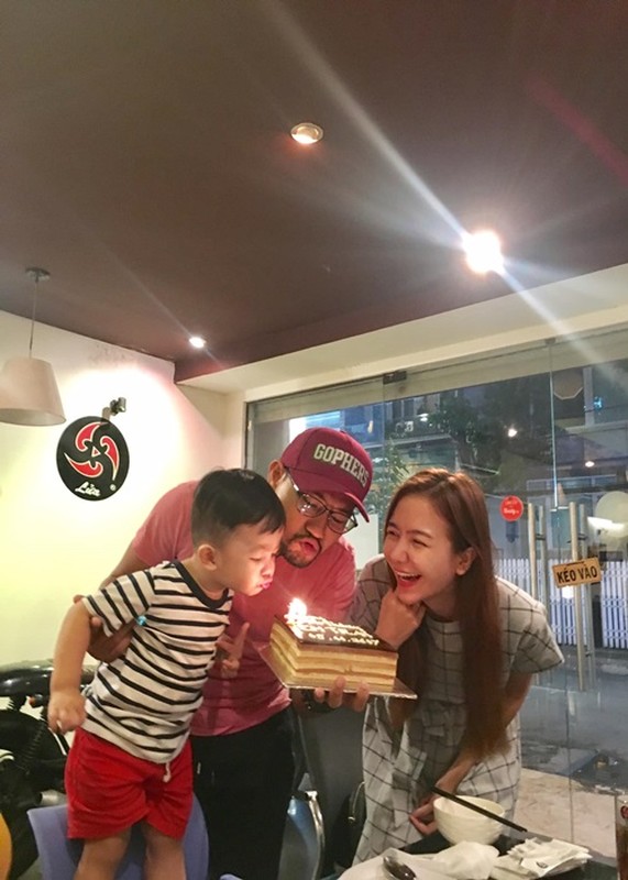 Huỳnh Đông dành lời ngọt ngào cho vợ kỷ niệm 8 năm kết hôn - Hình 4 Huynh Dong danh loi ngot ngao cho vo ky niem 8 nam ket hon-Hinh-4