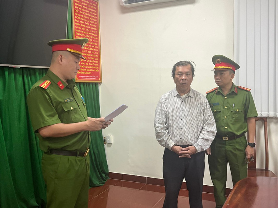 Details of the legal behavior of Han Ni, Dang Anh Quan, Tran Van Sy-Hinh-11