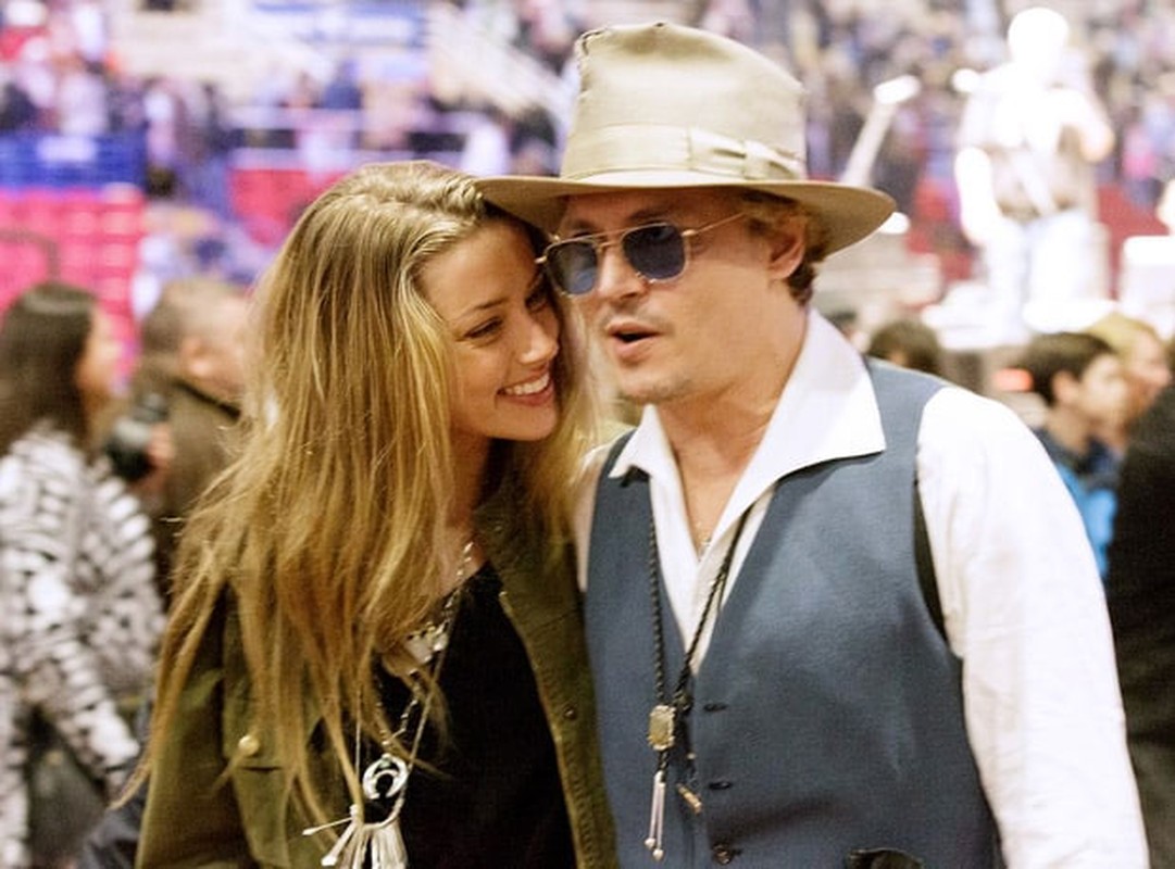Nhin lai cuoc tinh ngan ngui cua Johnny Depp va Amber Heard-Hinh-7