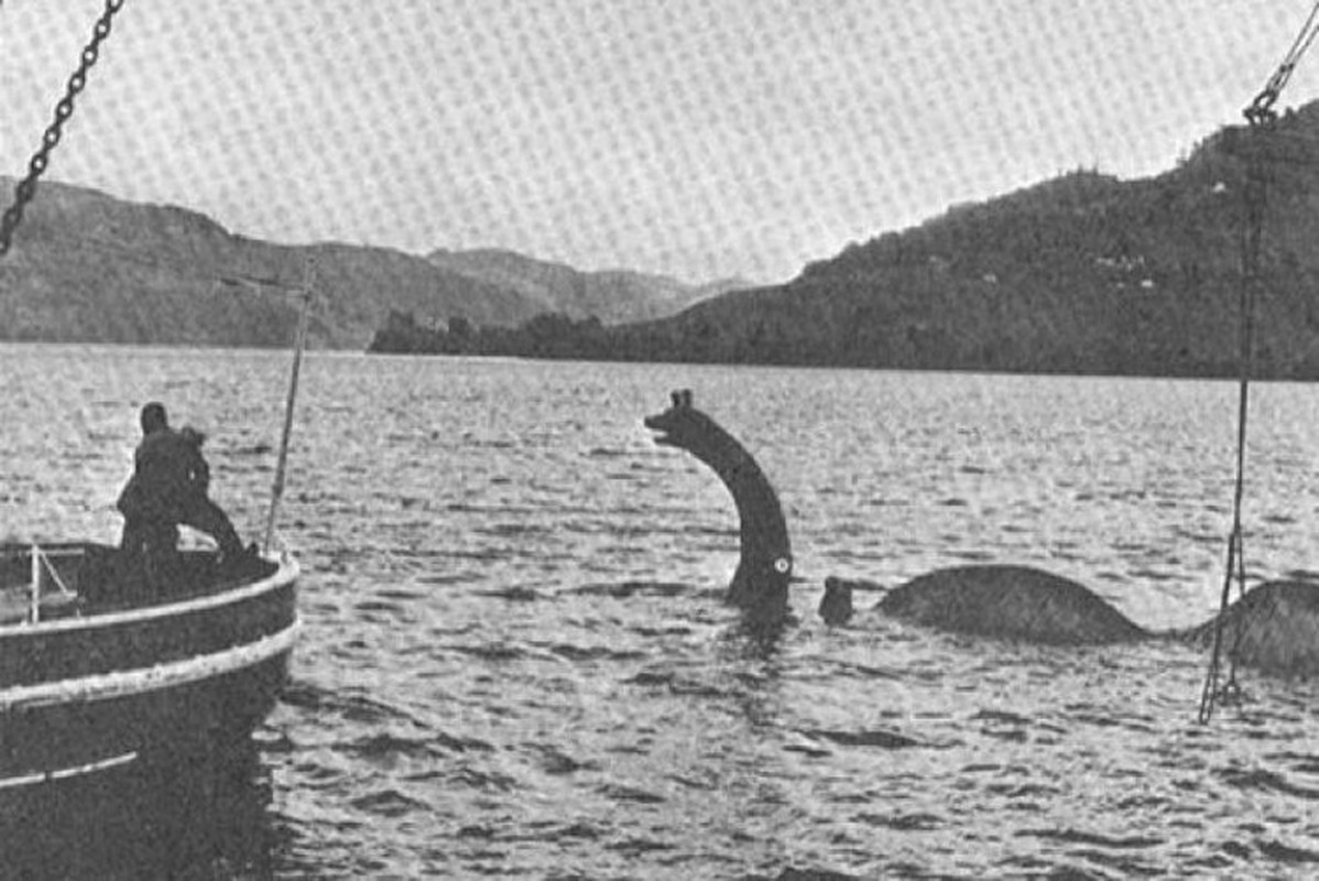 Áo da hồ Loch Ness-Hinh-9