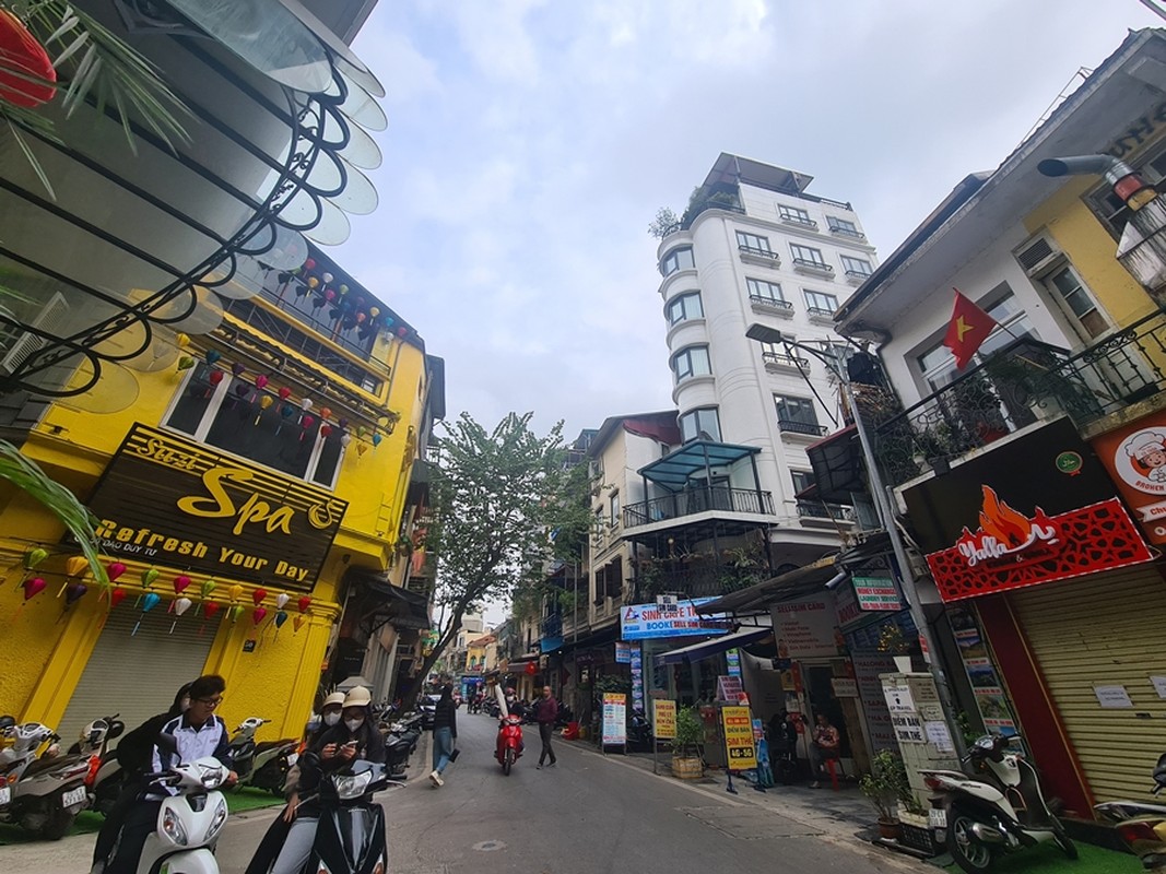 Ha Noi: The fine art of violating the construction contract at Hang Buom-Hinh-13