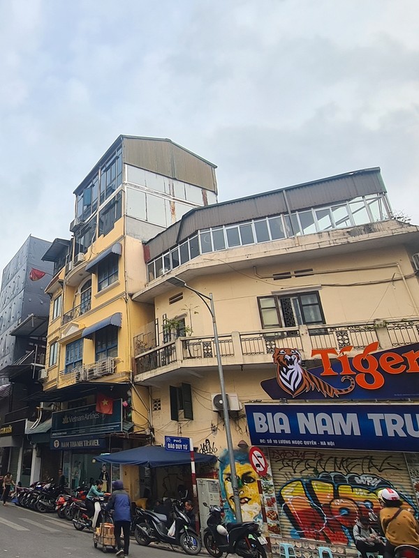 Ha Noi: Refined beautification in violation of Construction Trade Center in Hang Buom-Hinh-5