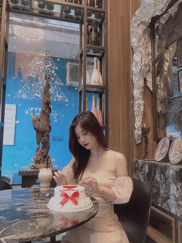 Nữ giám khảo xinh đẹp sinh tuổi Mão gây bão mạng - Ảnh 10 Thiếu nữ đẹp đến mức gay-Ẩn-10