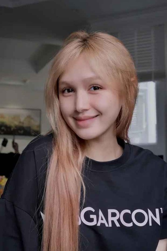 Xoài Non lại khoe mặt mộc, dàn hot girl mạng "xách dép" chạy theo - Hình 2 Xoai Non lai khoe mat moc, dan hot girl mang