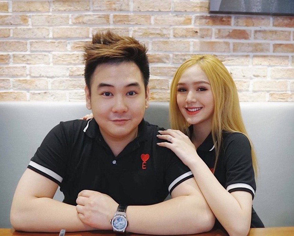 Chồng Xoài Non khai xuân Facebook bằng khoảnh khắc "đỏ mặt" - Hình 3 Chong Xoai Non khai xuan Facebook bang khoanh khac