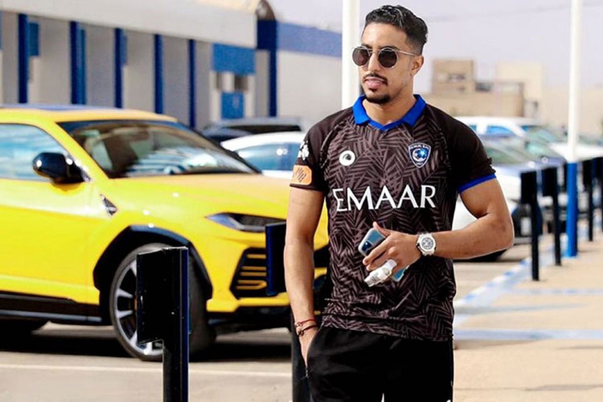 ĐIểm mặt "xế xịn" của Salem Al-Dawsari - ngôi sao tuyển Ả Rập Xê Út - Hình 11 DIem mat