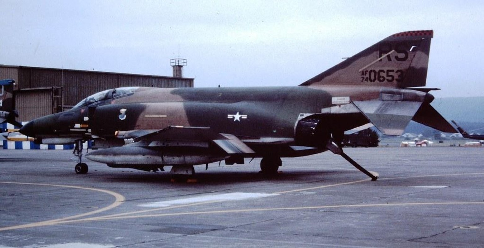 F-4E Phantom II, cu sua sai cua My sau khi rung toi ta tren bau troi Viet Nam-Hinh-18