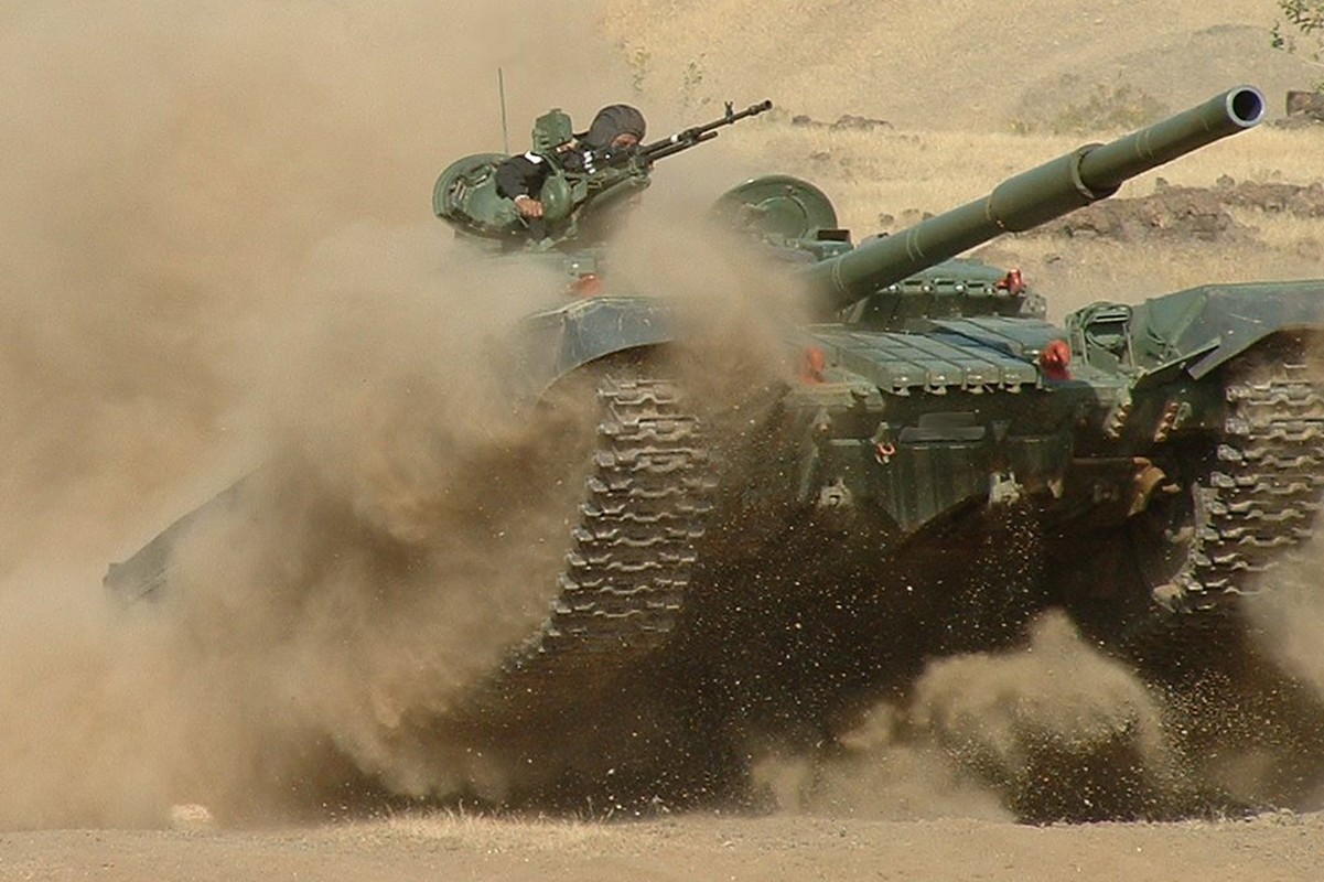 Nguoi dan Sec gop tien mua xe tang T-72 cho Ukraine-Hinh-12