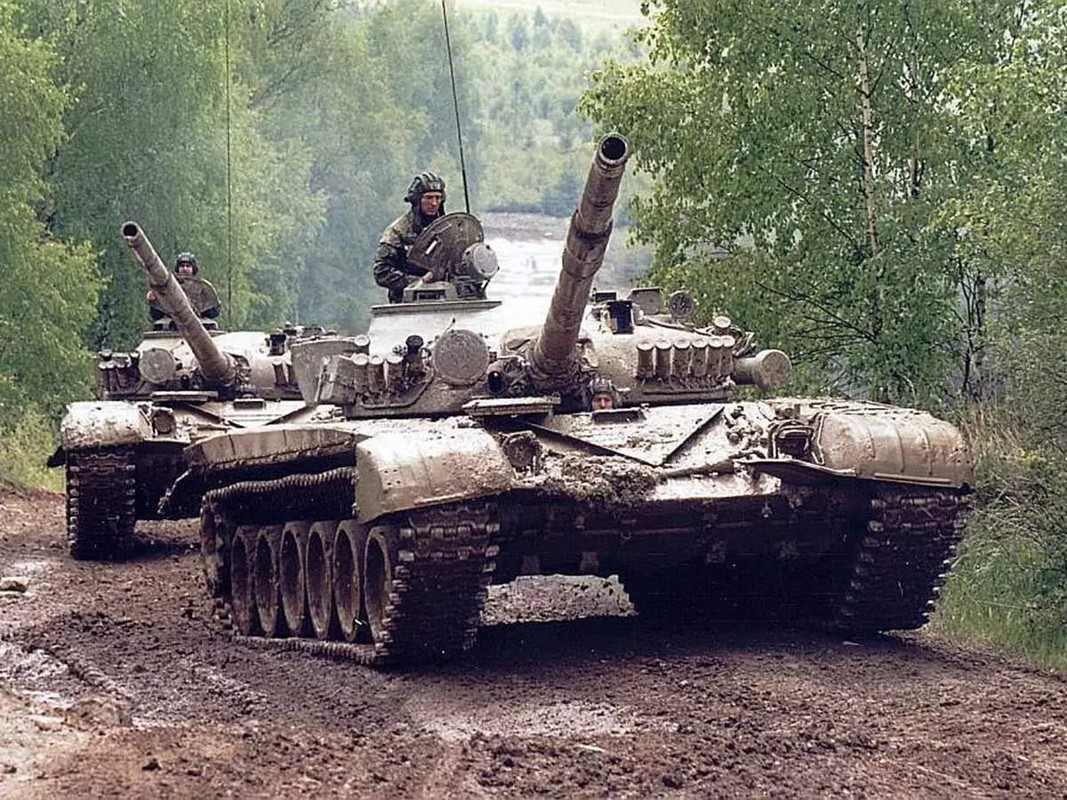 Nguoi dan Sec gop tien mua xe tang T-72 cho Ukraine-Hinh-8