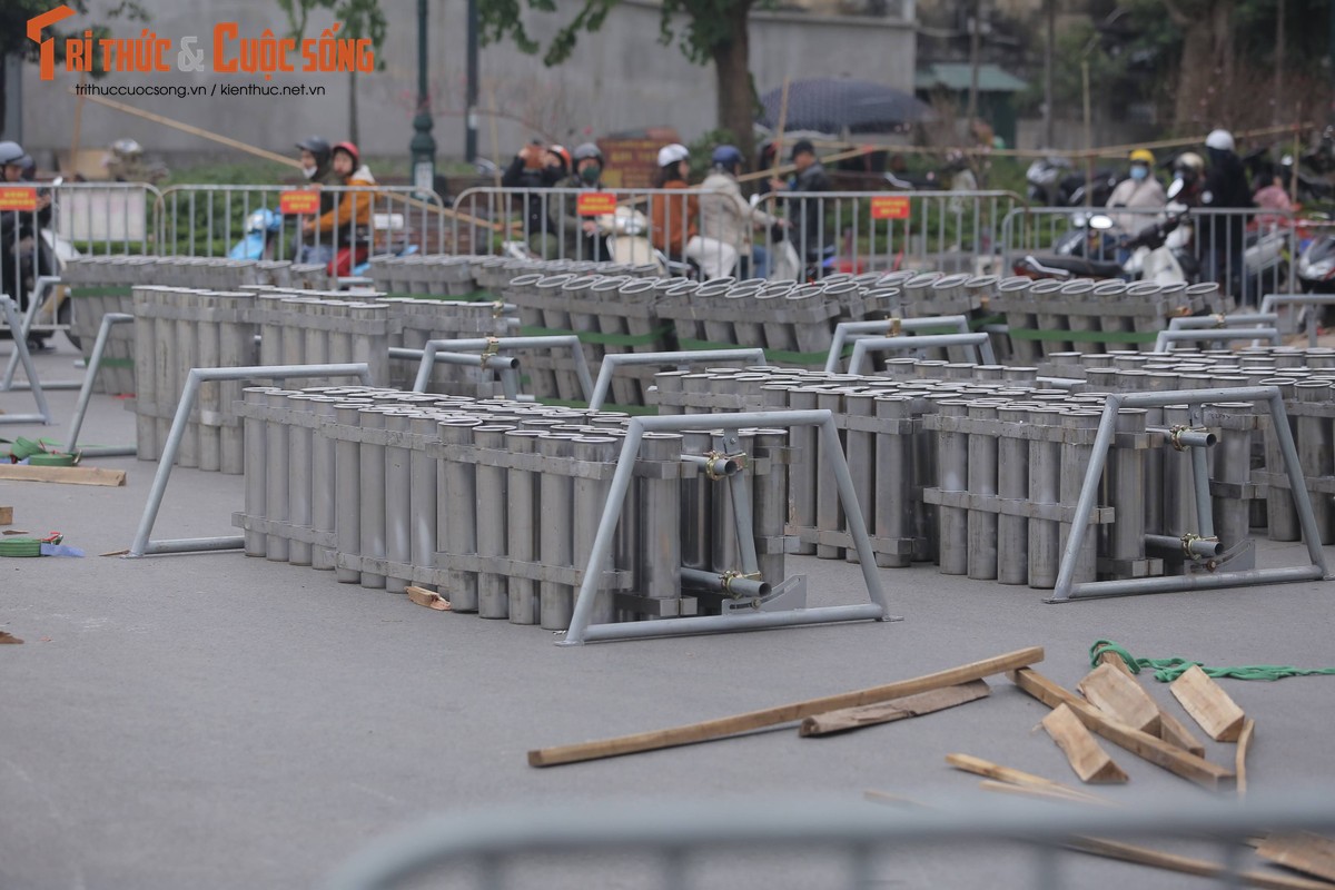 Check out the floristry in Ha Noi before the flowering period-Hinh-9