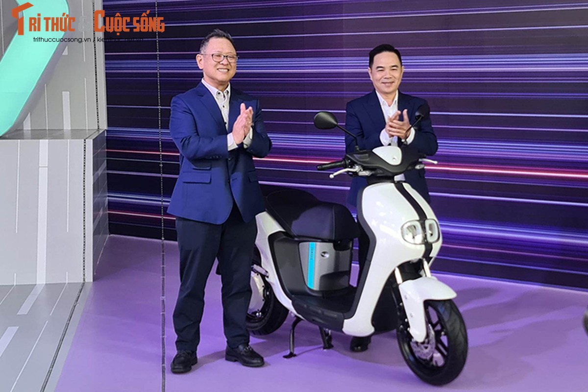 Cận cảnh xe ga Yamaha NEO'S chạy điện giá 50 triệu tại Việt Nam Can canh xe ga Yamaha NEO'S chay dien gia 50 trieu tai Viet Nam